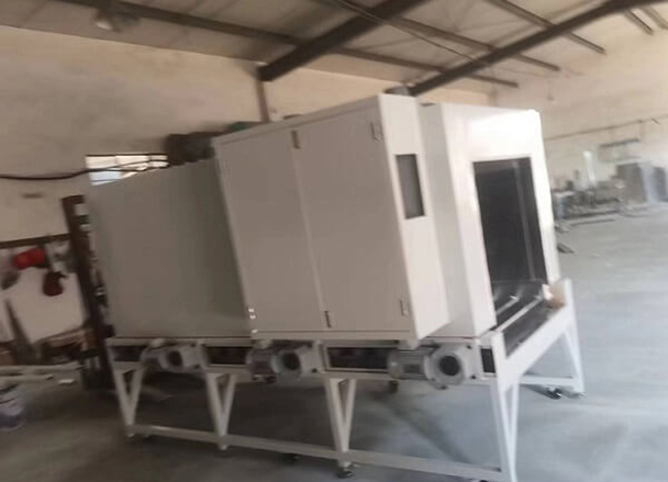 士元直角减速电机在烘干炉上的使用 拷贝.jpg